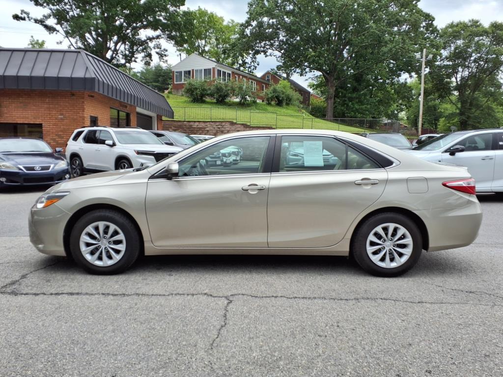 2015 Toyota Camry LE Roanoke VA