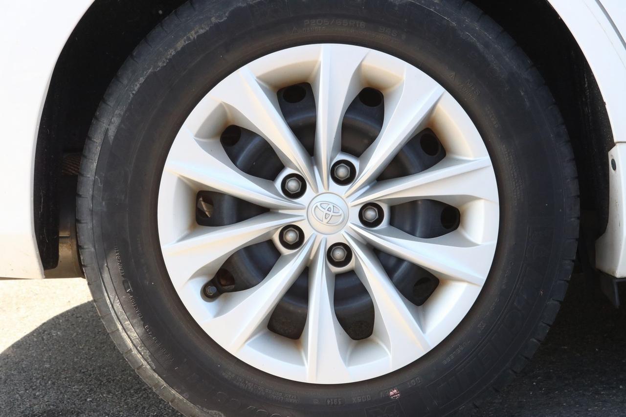 2015 Toyota Camry LE Fredericksburg VA