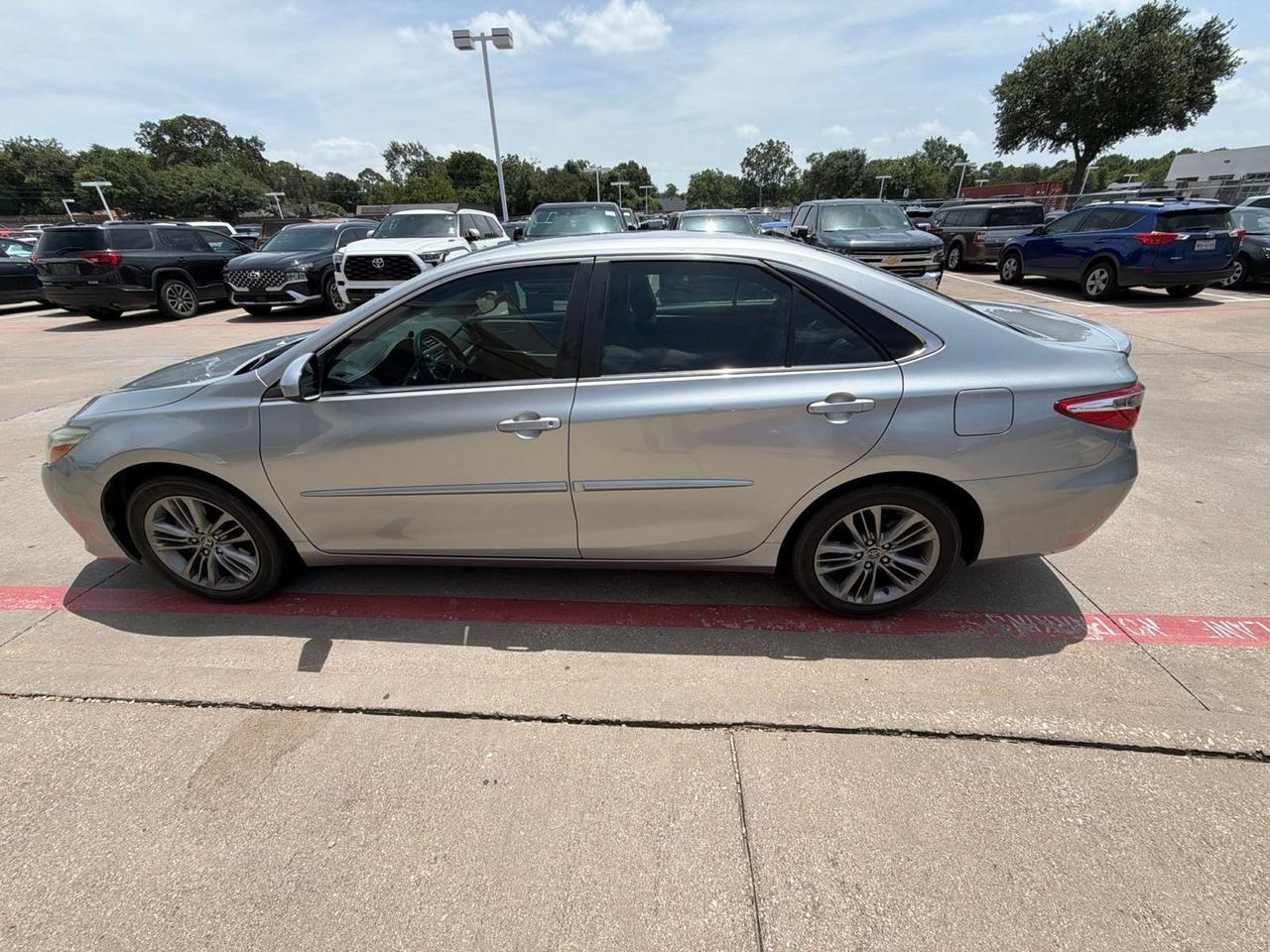 2015 Toyota Camry SE Hurst TX