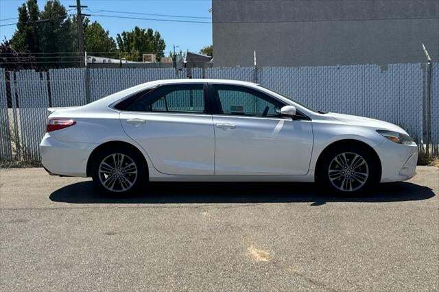 2015 Toyota Camry SE Roseville CA