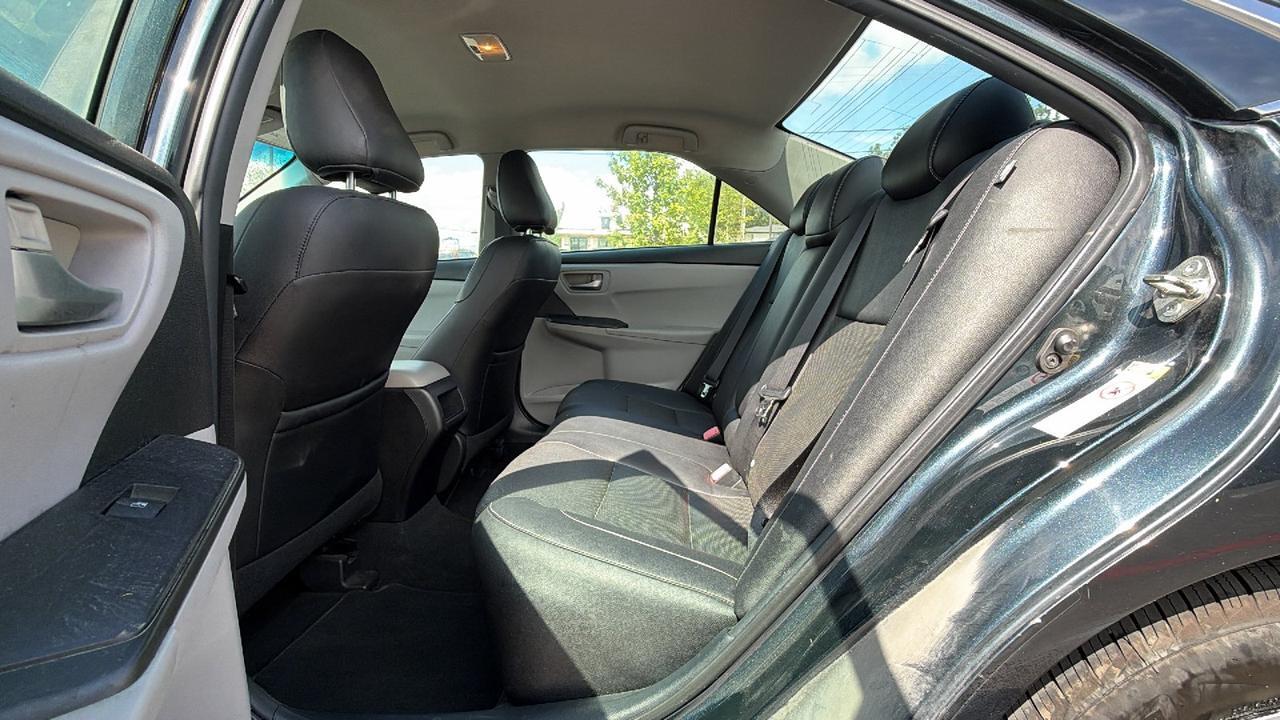 2015 Toyota Camry SE New Braunfels TX