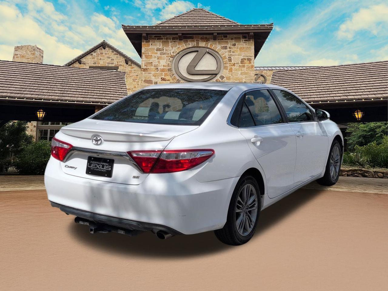 2015 Toyota Camry SE