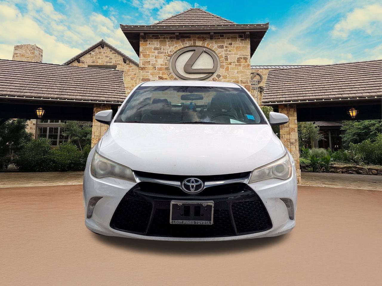 2015 Toyota Camry SE