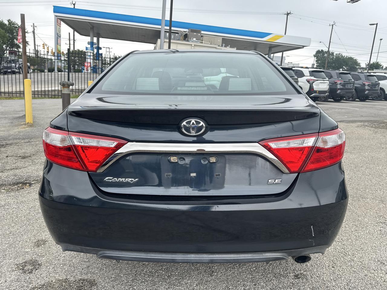2015 Toyota Camry SE San Antonio TX