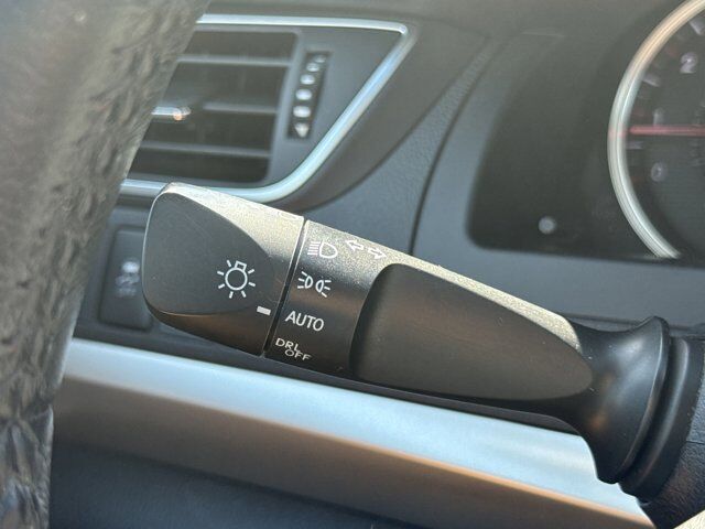 2015 Toyota Camry SE San Antonio TX