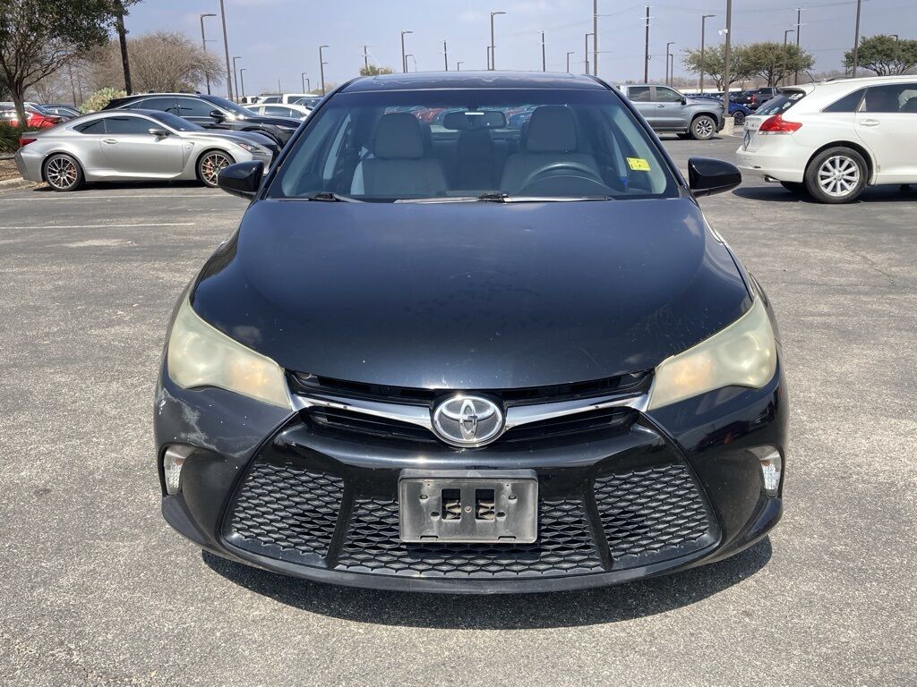 2015 Toyota Camry SE