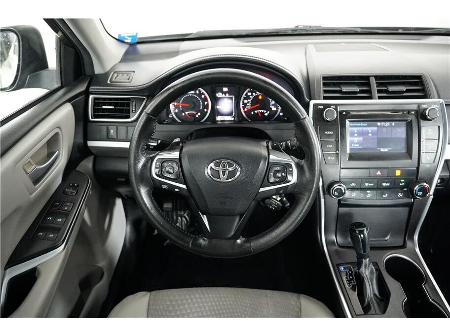 2015 Toyota Camry SE Sedan 4D Folsom CA