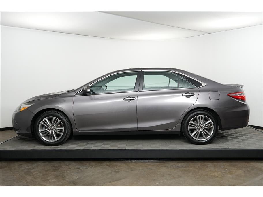 2015 Toyota Camry SE Sedan 4D Folsom CA
