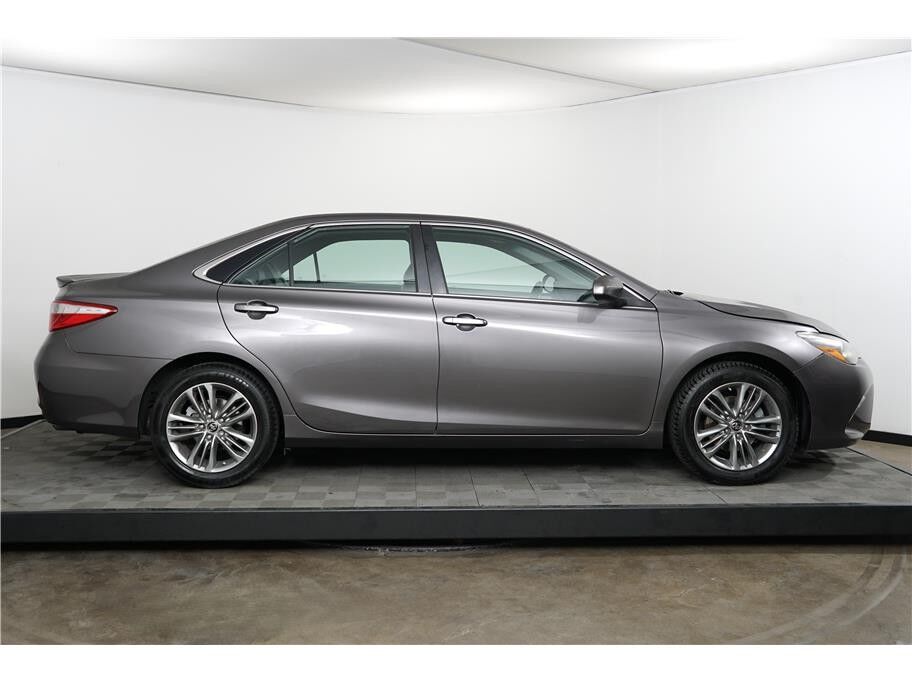 2015 Toyota Camry SE Sedan 4D Folsom CA