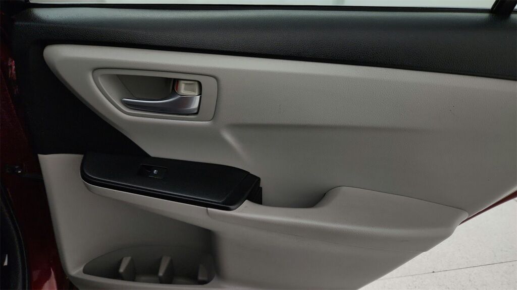 2015 Toyota Camry SE Laurel MD