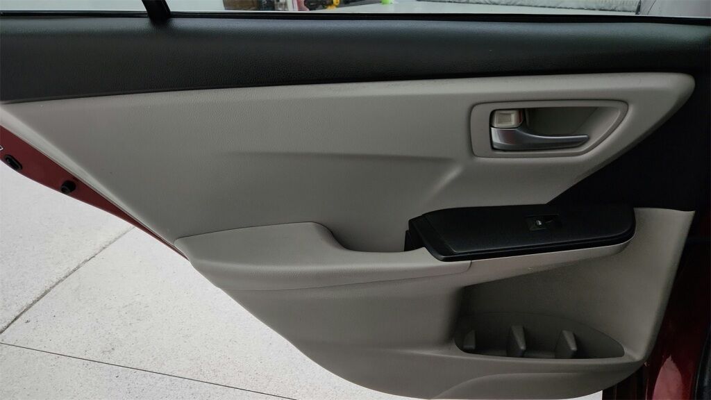 2015 Toyota Camry SE Laurel MD