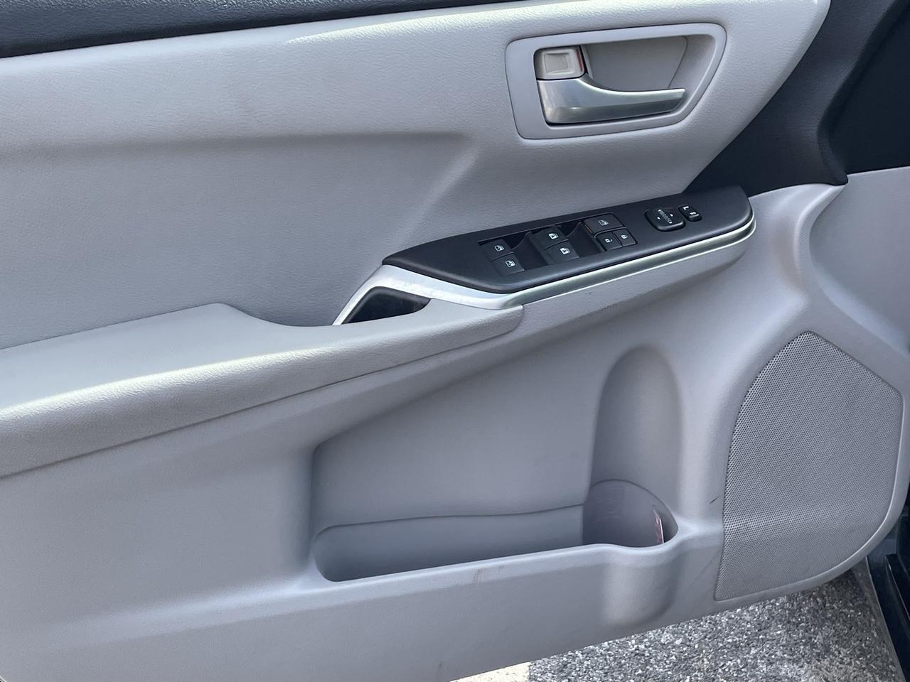 2015 Toyota Camry SE Alexandria VA