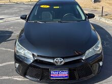 2015_Toyota_Camry_XLE | SE | LE | XSE_ Austin TX 2015_Toyota_Camry_XLE | SE | LE | XSE_ Austin TX