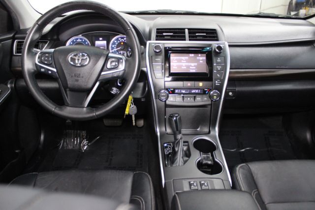 2015 Toyota Camry XLE | SE | LE | XSE