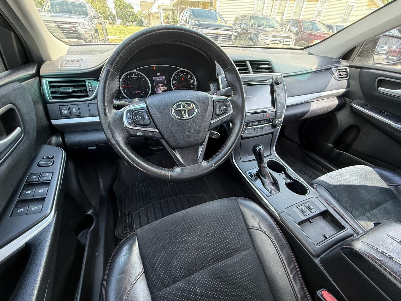 2015 Toyota Camry XSE Crestwood KY
