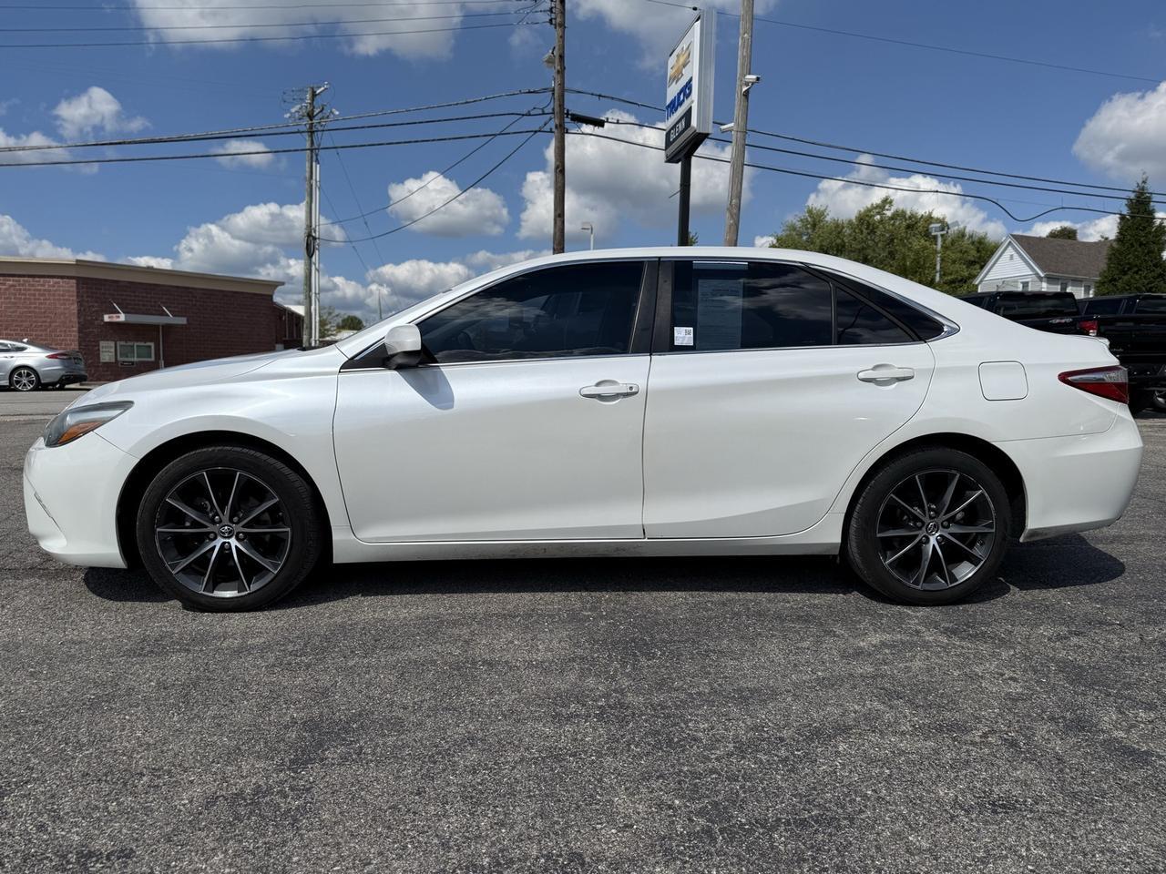 2015 Toyota Camry XSE Crestwood KY