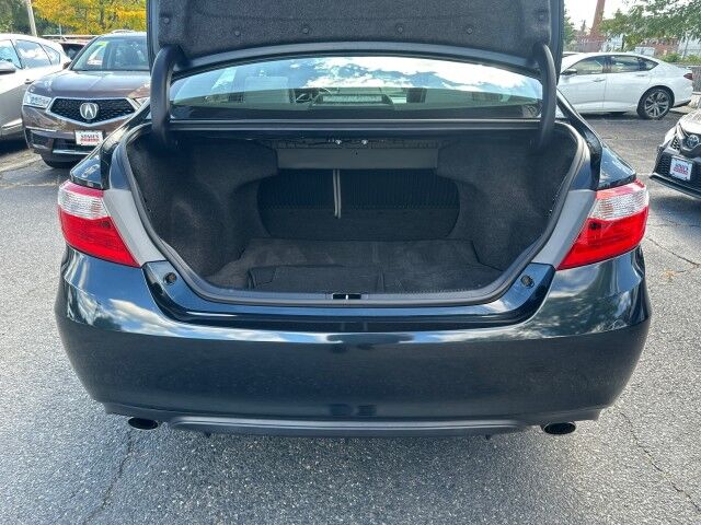 2015 Toyota Camry XSE photo 27