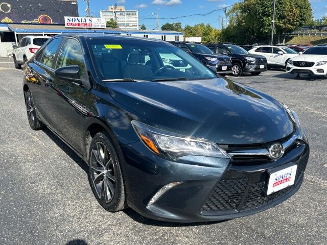 2015 Toyota Camry XSE photo 6