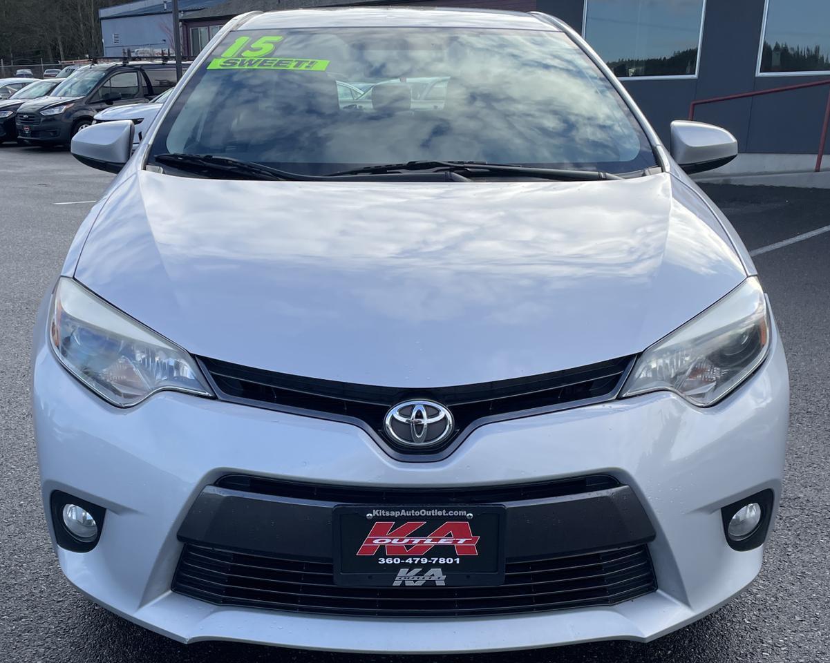 2015 Toyota Corolla LE Plus Sedan 4D