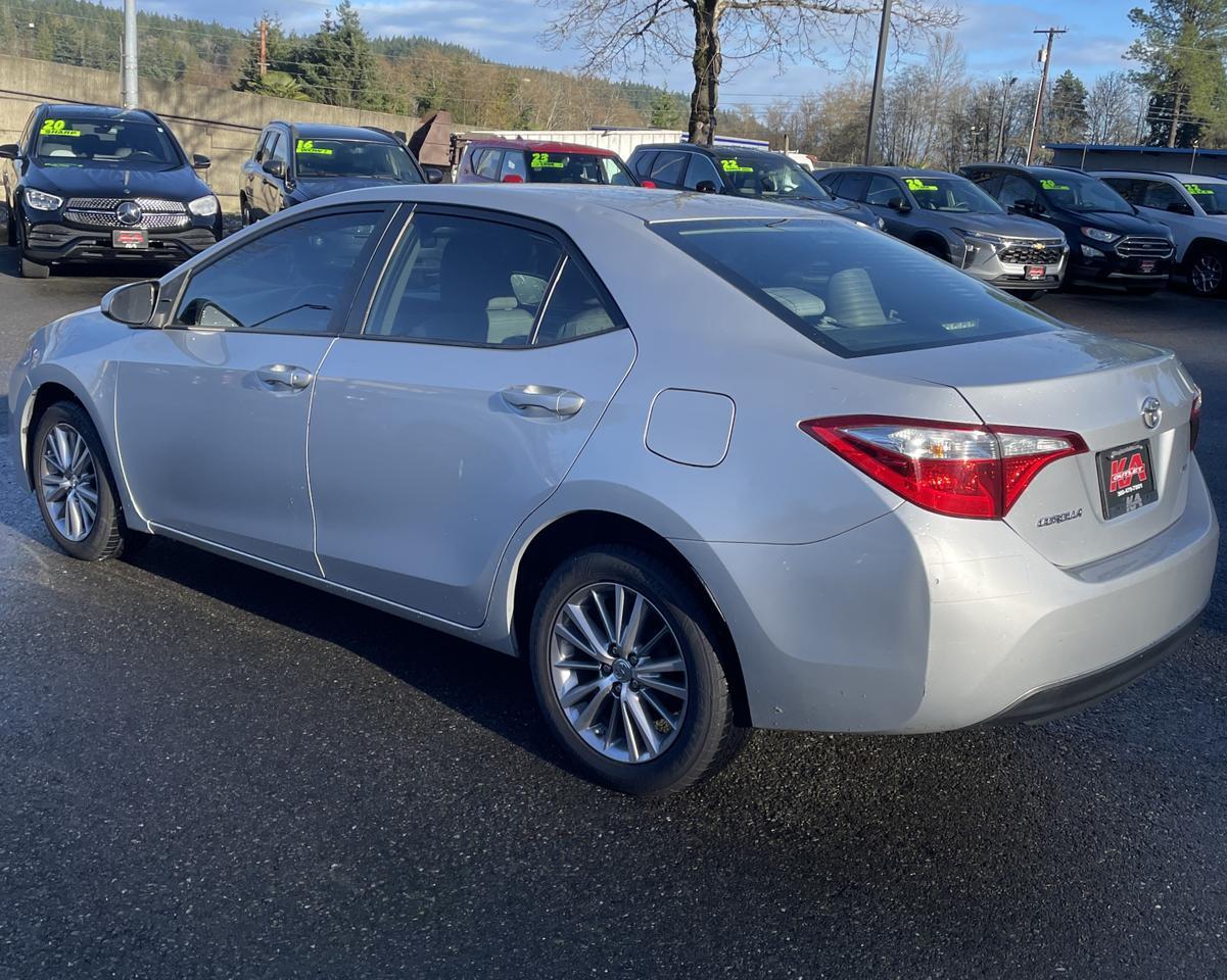 2015 Toyota Corolla LE Plus Sedan 4D