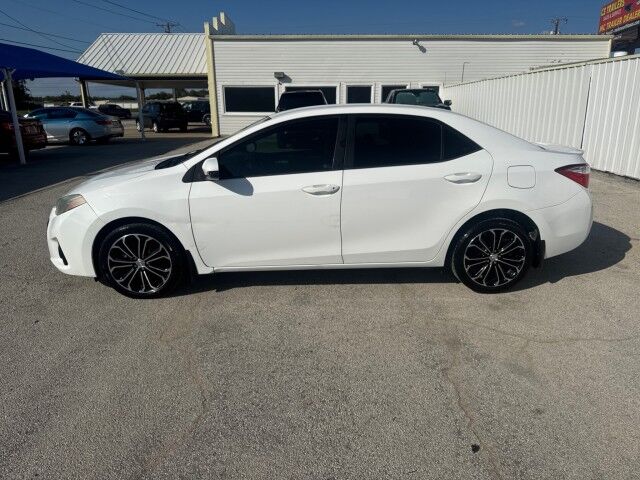 2015 Toyota Corolla S Plus