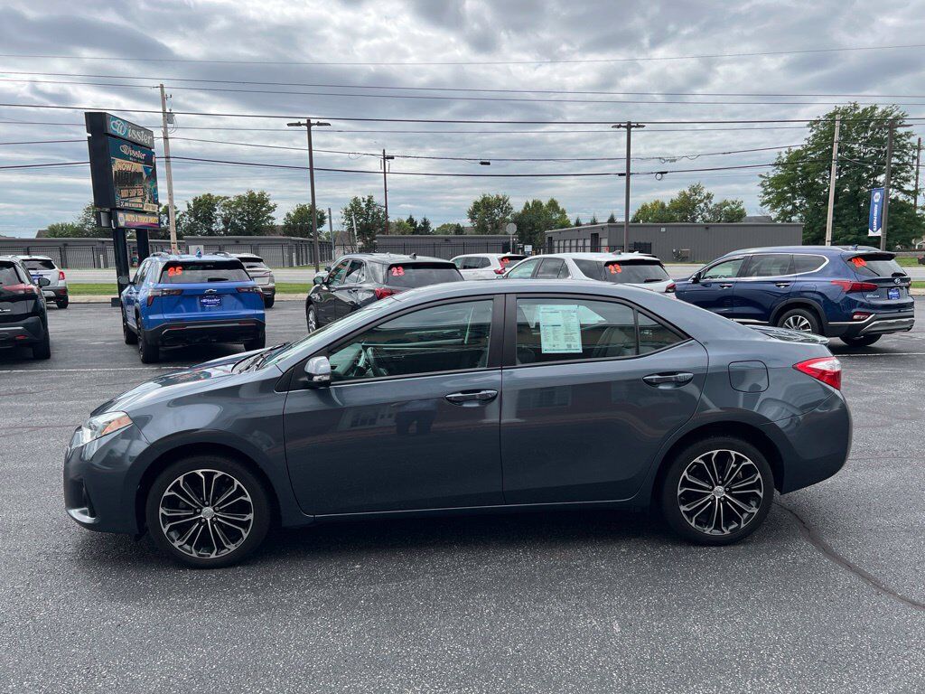 2015 Toyota Corolla S Plus