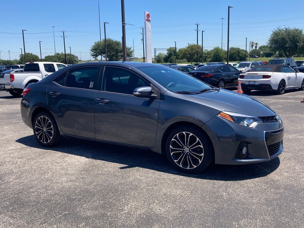 2015 Toyota Corolla S Plus
