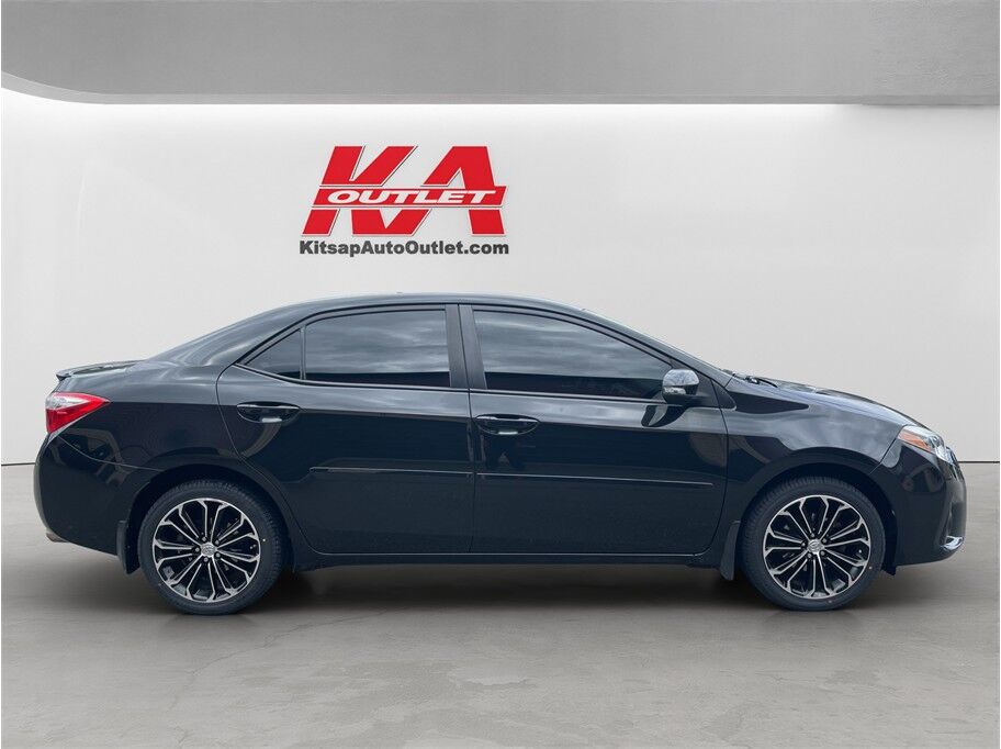 2015 Toyota Corolla S Plus Sedan 4D