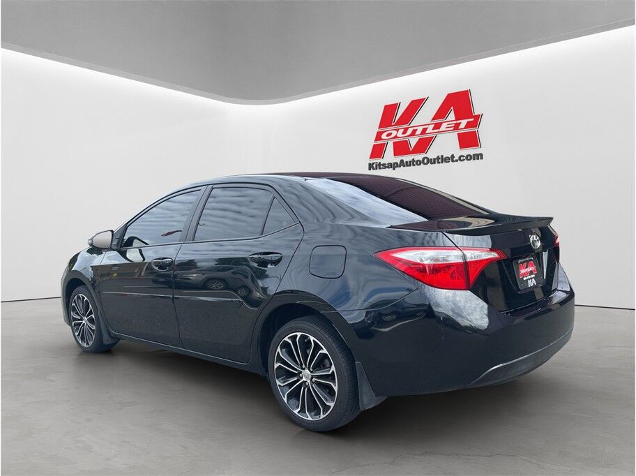 2015 Toyota Corolla S Plus Sedan 4D