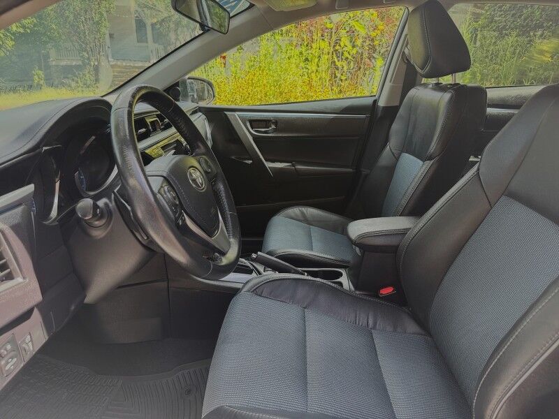2015 Toyota Corolla S Plus w/ Driver Convenience Package and Moonroof Arlington VA