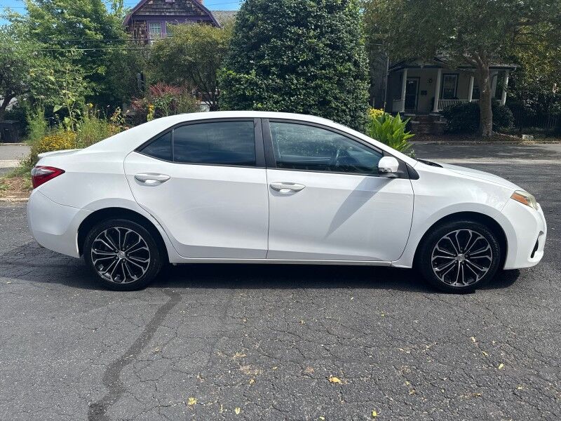 2015 Toyota Corolla S Plus w/ Driver Convenience Package and Moonroof Arlington VA