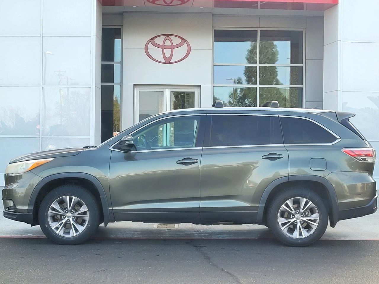 2015 Toyota HIGHLANDER XLE V6 AWD Vacaville CA