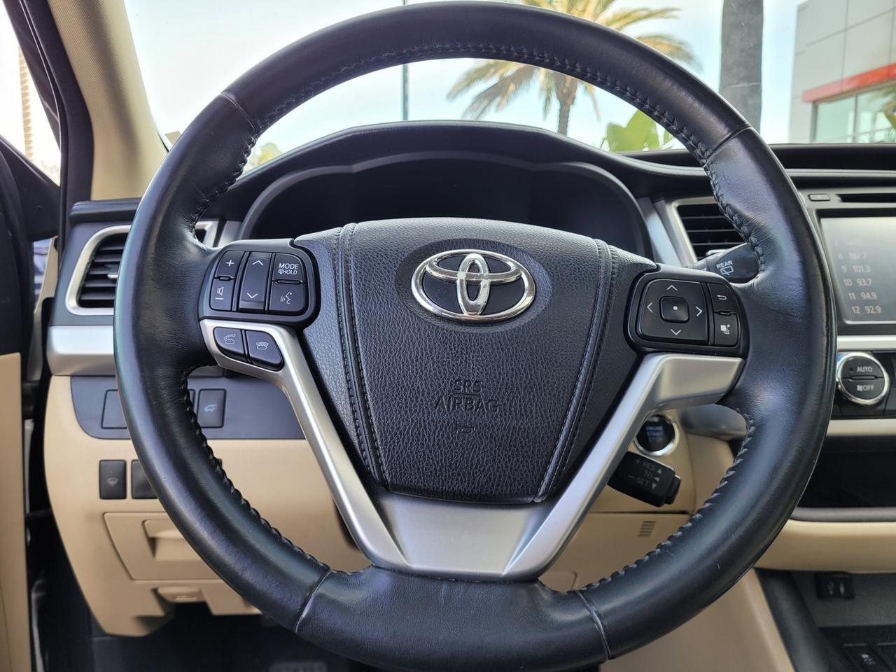 2015 Toyota HIGHLANDER XLE V6 AWD Vacaville CA