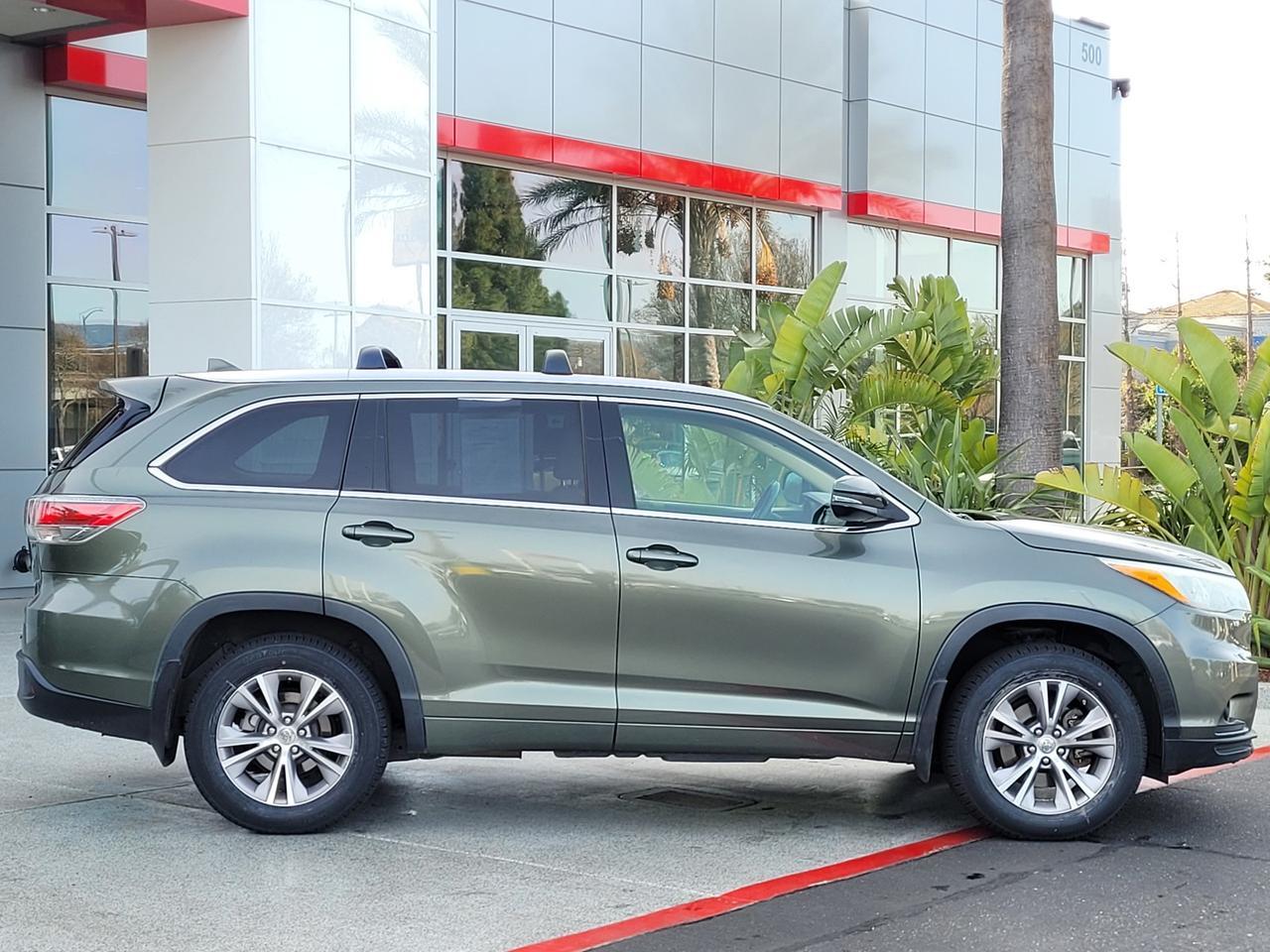 2015 Toyota HIGHLANDER XLE V6 AWD Vacaville CA