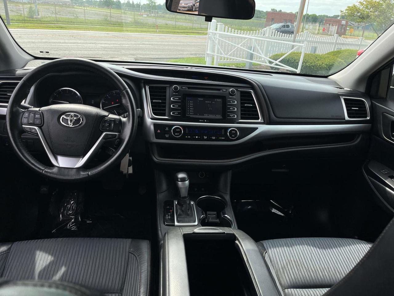 2015 Toyota Highlander AWD 4dr V6 LE (Natl) Indianapolis IN