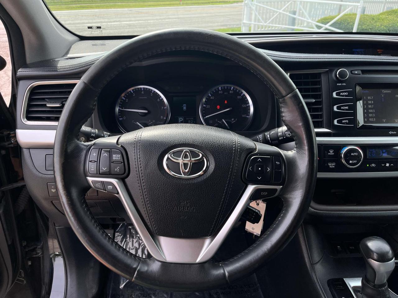 2015 Toyota Highlander AWD 4dr V6 LE (Natl) Indianapolis IN
