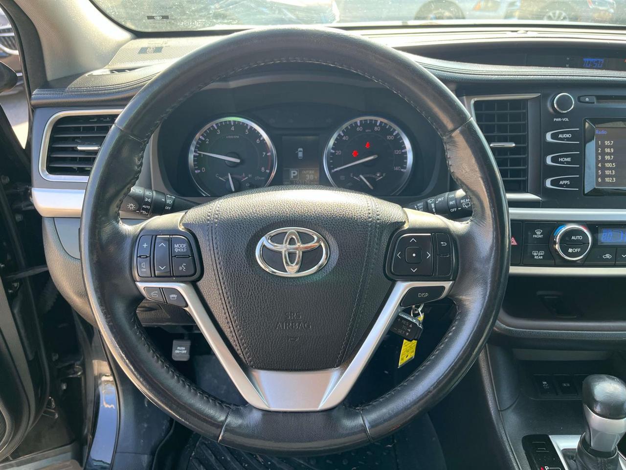 2015 Toyota Highlander AWD 4dr V6 LE (Natl) Indianapolis IN