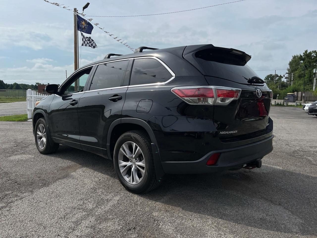 2015 Toyota Highlander AWD 4dr V6 LE (Natl) Indianapolis IN