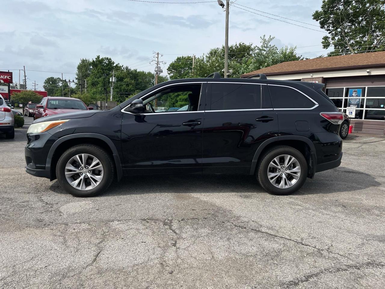 2015 Toyota Highlander AWD 4dr V6 LE (Natl) Indianapolis IN