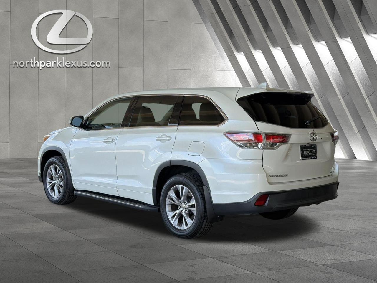 2015 Toyota Highlander LE Plus