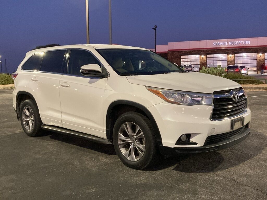 2015 Toyota Highlander LE Plus V6 San Antonio TX