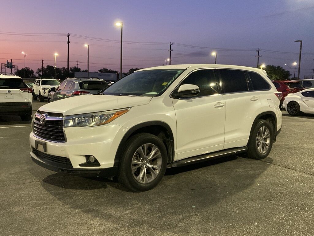2015 Toyota Highlander LE Plus V6 San Antonio TX