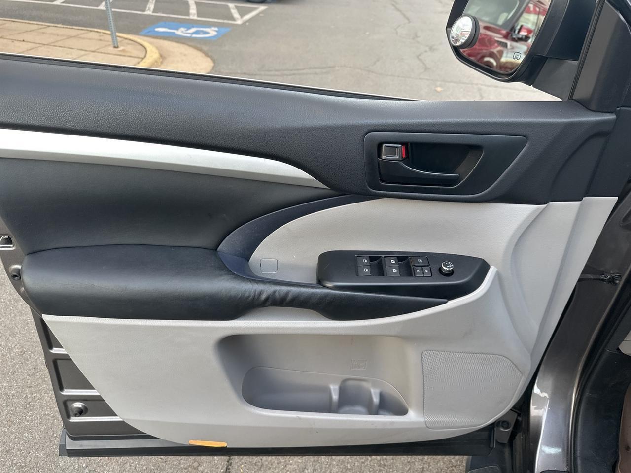 2015 Toyota Highlander LE Plus V6 Chantilly VA