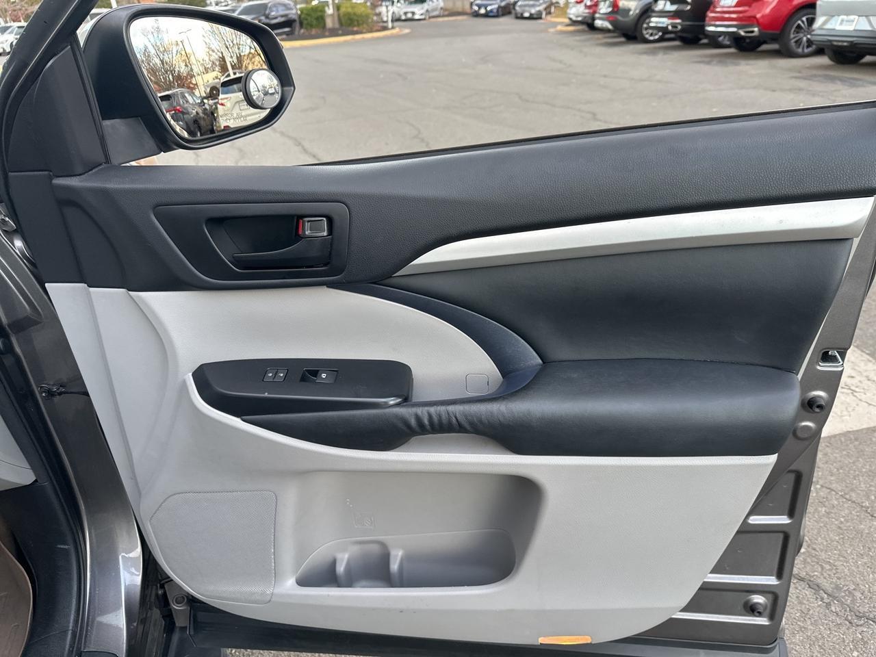 2015 Toyota Highlander LE Plus V6 Chantilly VA