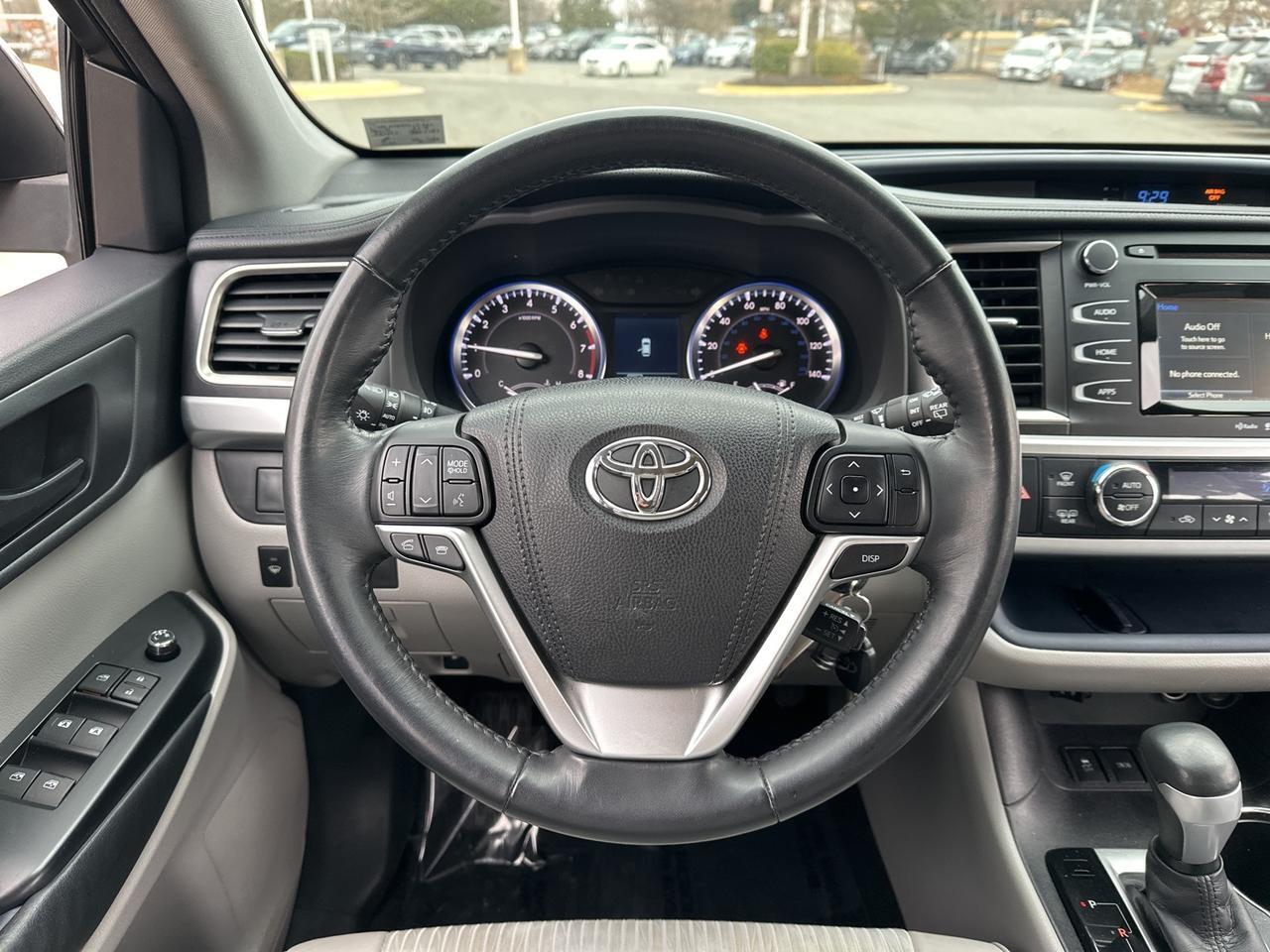 2015 Toyota Highlander LE Plus V6 Chantilly VA