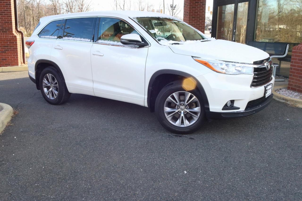 2015 Toyota Highlander LE Plus V6