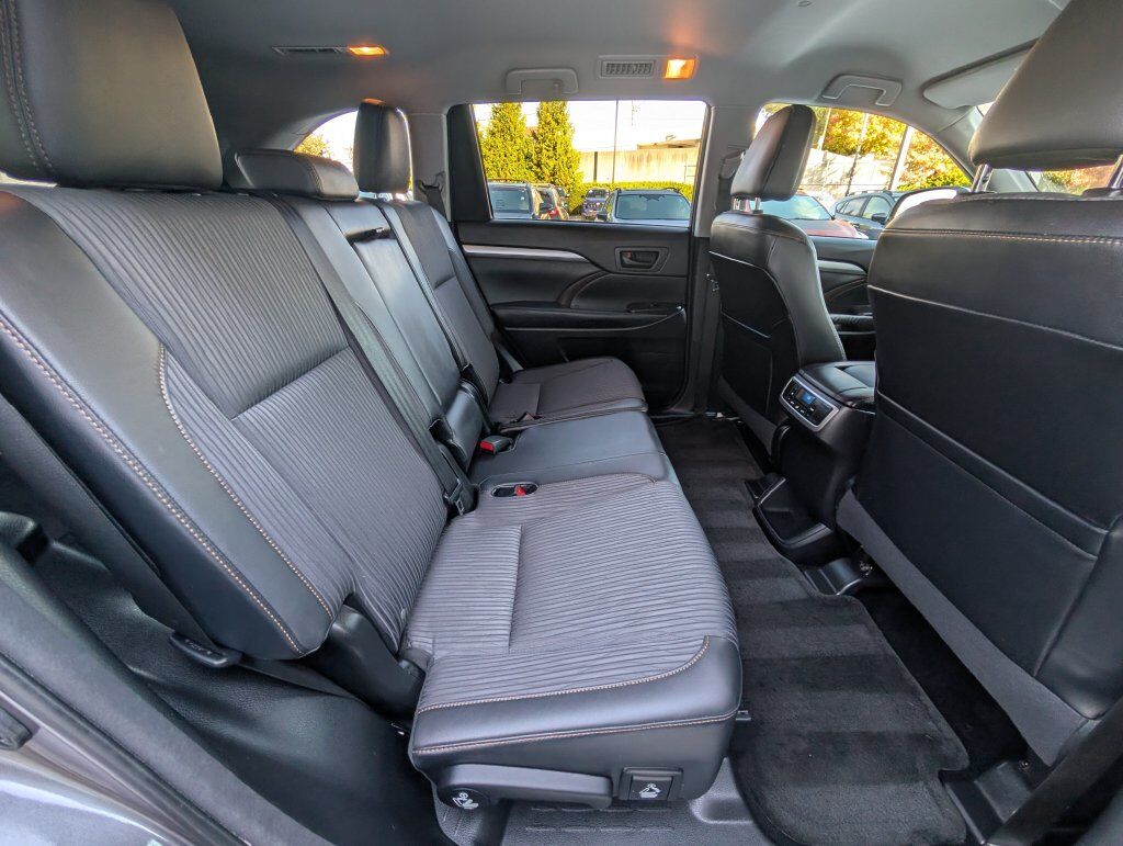 2015 Toyota Highlander LE Plus V6 Cockeysville MD