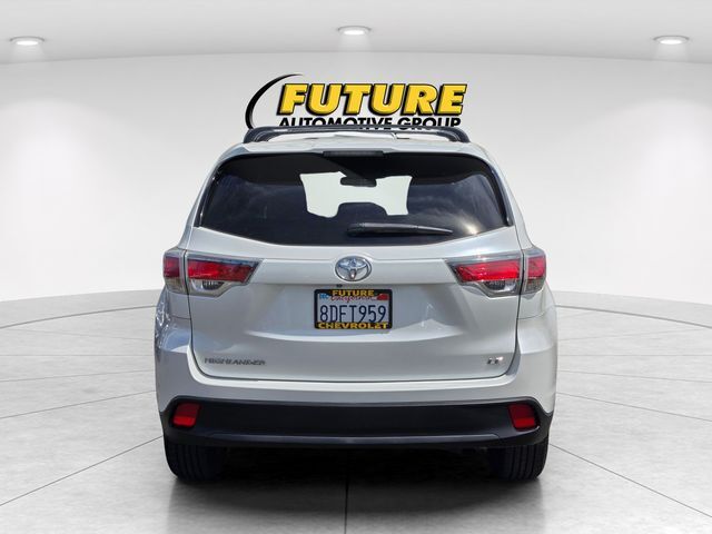 2015 Toyota Highlander LE Roseville CA