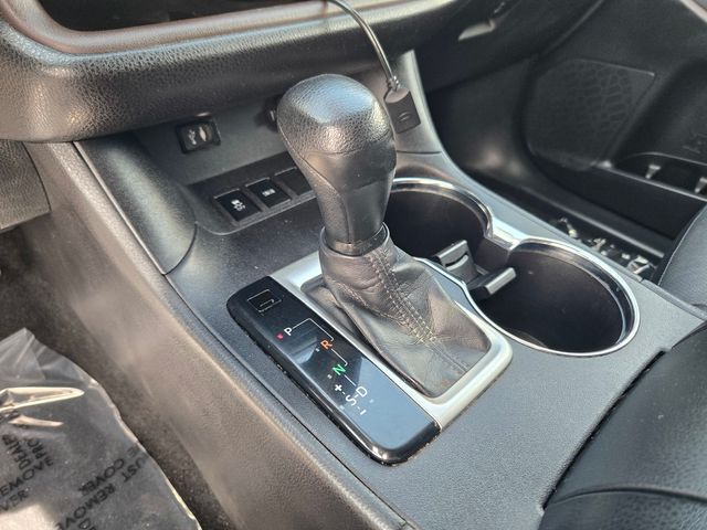 2015 Toyota Highlander LE Roseville CA