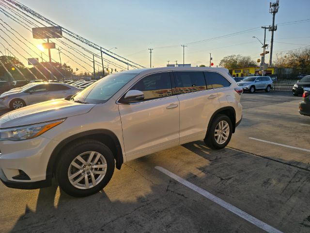 2015 Toyota Highlander LE San Antonio TX